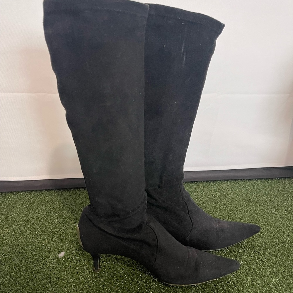 Donald J Pliner black suede knee high boots size 7.5
